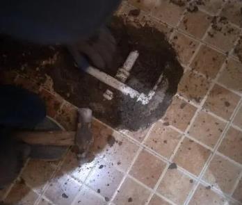 泰州市卫生间漏水维修公司为您分享下卫生间渗水如何处理及注意事项